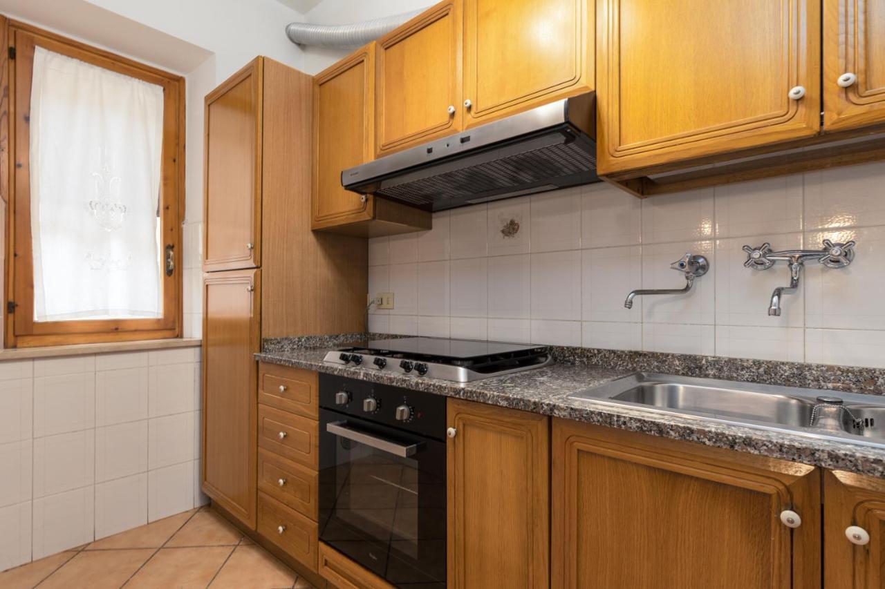 Enchanting Flat With Patio In Abbadia A Isola Monteriggioni Εξωτερικό φωτογραφία