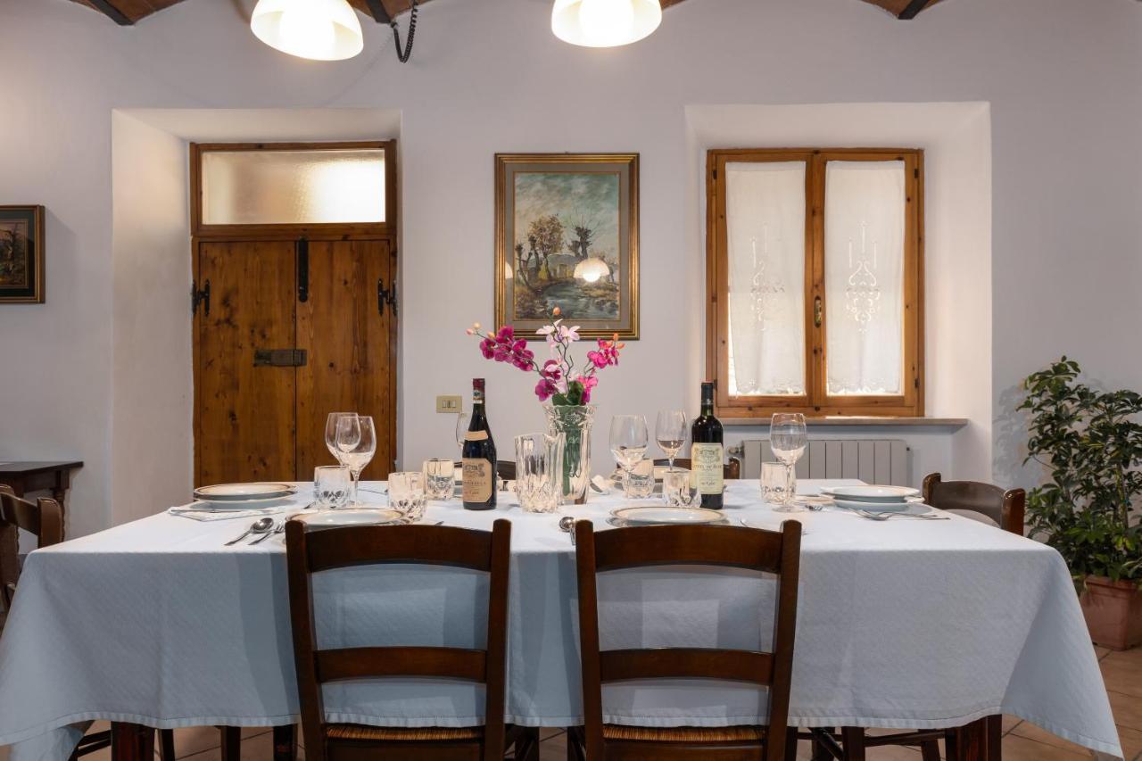 Enchanting Flat With Patio In Abbadia A Isola Monteriggioni Εξωτερικό φωτογραφία