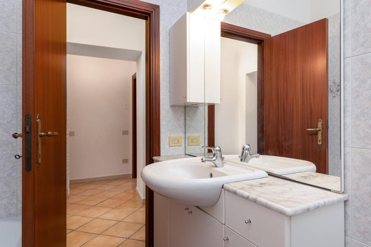 Enchanting Flat With Patio In Abbadia A Isola Monteriggioni Εξωτερικό φωτογραφία