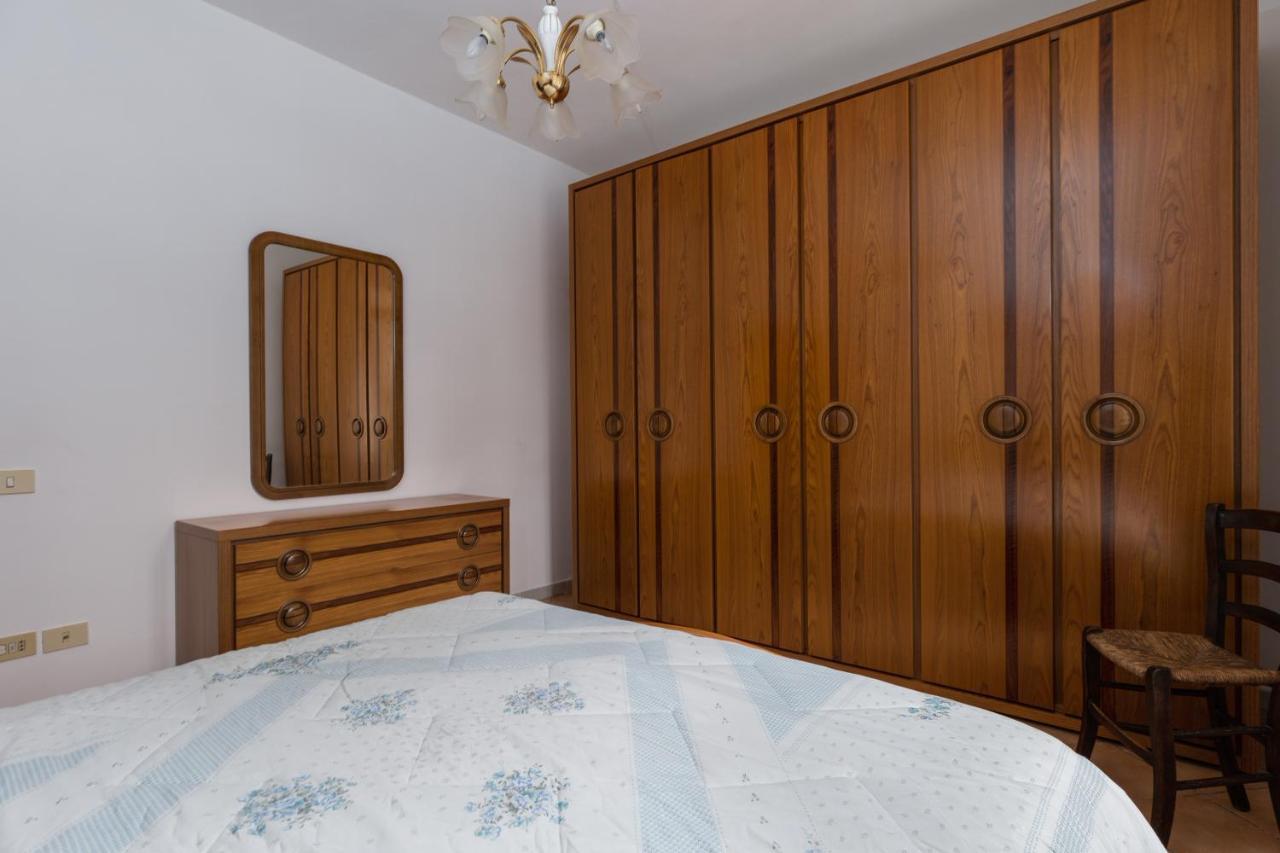 Enchanting Flat With Patio In Abbadia A Isola Monteriggioni Εξωτερικό φωτογραφία